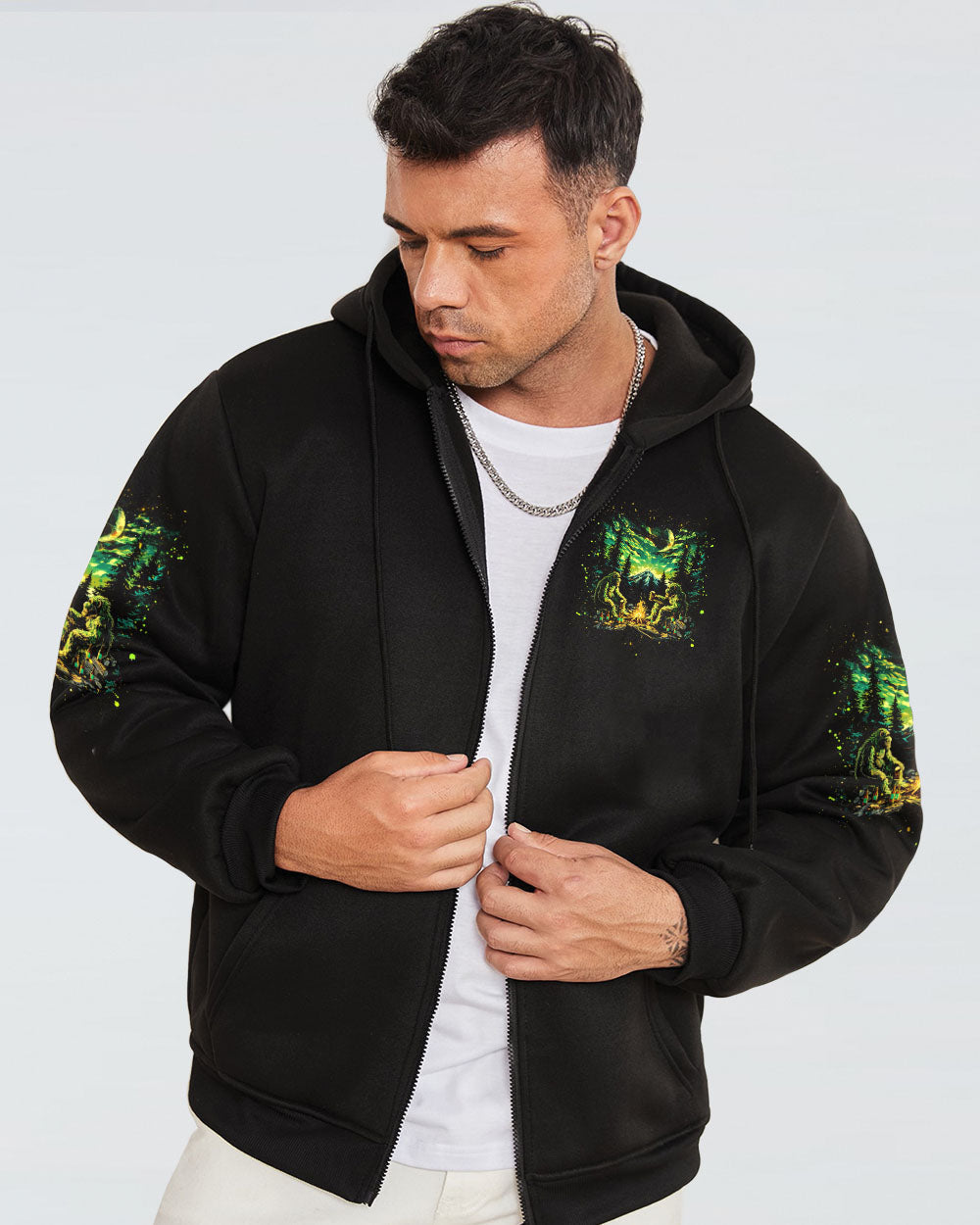 MAKING MEMORIES ONE CAMPFIRE AT A TIME BIGFOOT  ALL OVER PRINT - TLNZ1612241