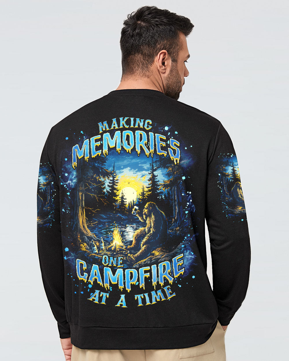 MAKING MEMORIES ONE CAMPFIRE AT A TIME BIGFOOT ALL OVER PRINT  - TLNZ1103253
