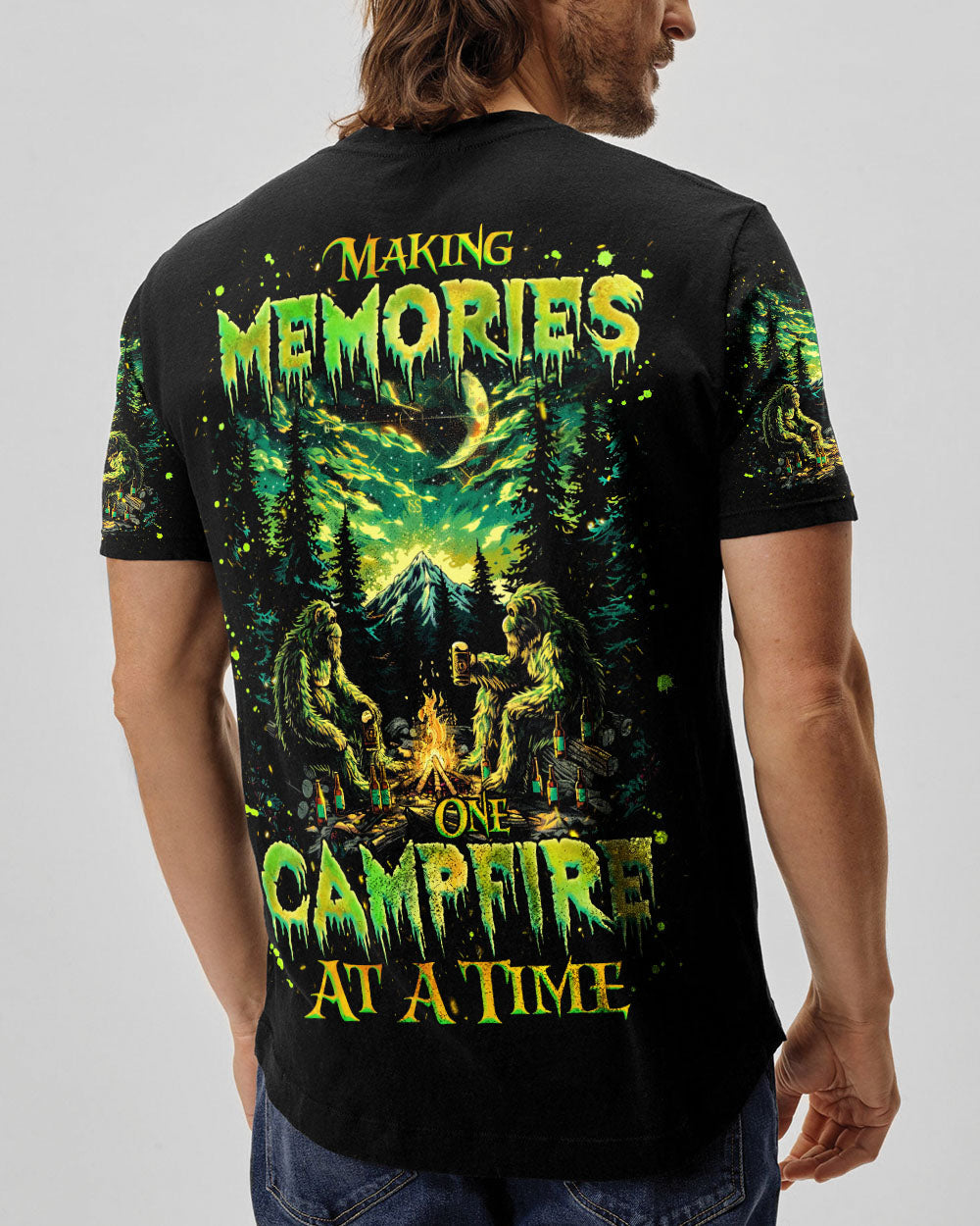 MAKING MEMORIES ONE CAMPFIRE AT A TIME BIGFOOT  ALL OVER PRINT - TLNZ1612241