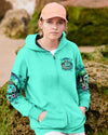 QUEEN OF THE CAMPER ALL OVER PRINT - TYQY2907242