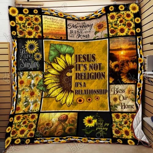 BlueJose Find God In A Sunflower Quilt THL943