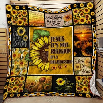 BlueJose Find God In A Sunflower Quilt THL943